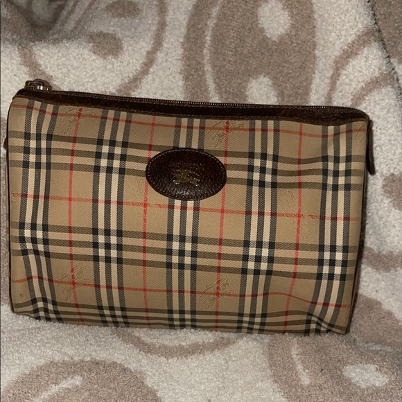 Burberry Tan and Brown clutch - Picture 14 of 15